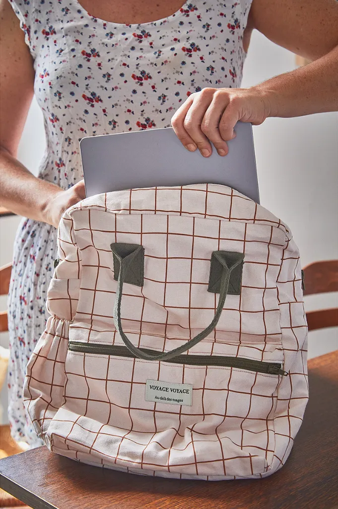 Euge╠Çne M-6.webp